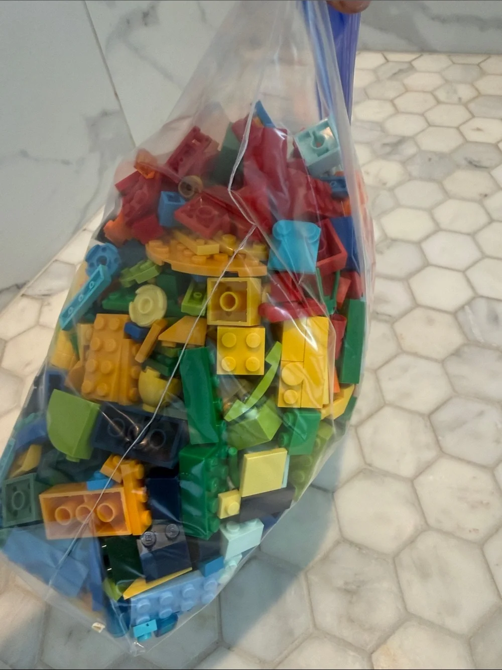 LEGO LOT Miscellaneous Blue Red Yellow & Green Building Bricks